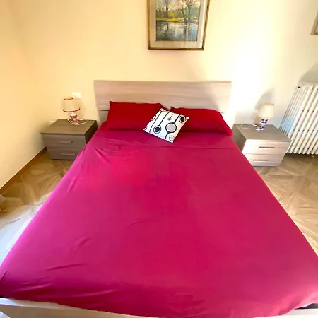 Silvana Villa *