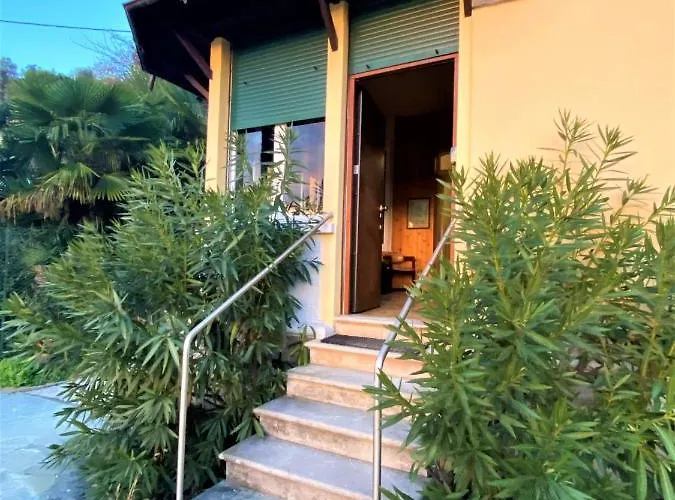 Silvana Villa *